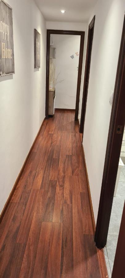 Habitaciones Camp Nou Apartment L'Hospitalet de Llobregat Ngoại thất bức ảnh